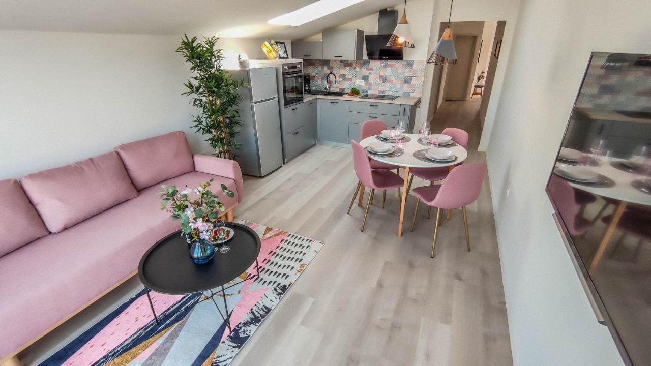 House Vertel マトゥリ エクステリア 写真