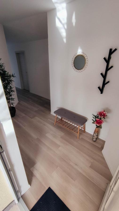 House Vertel マトゥリ エクステリア 写真
