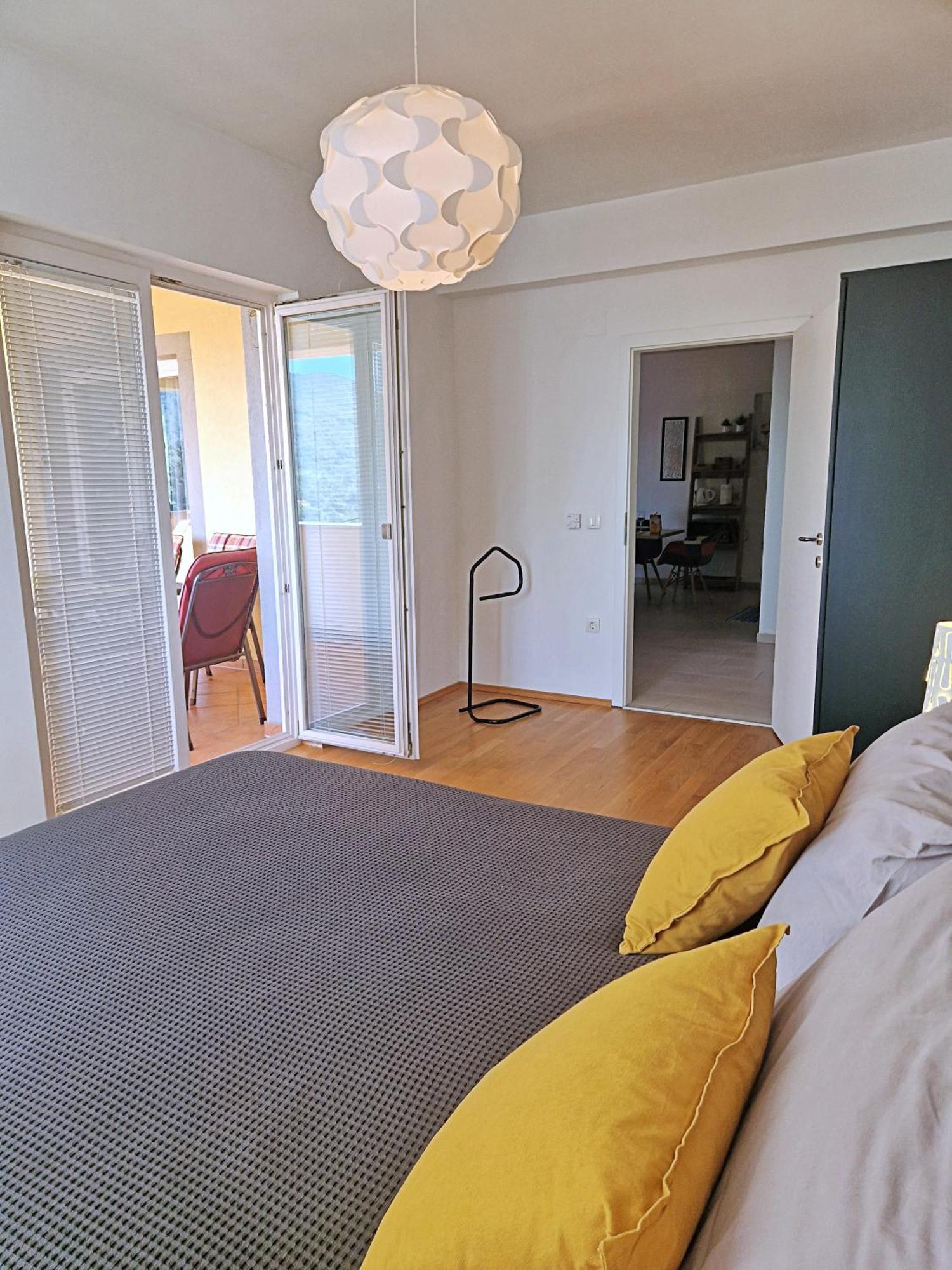 House Vertel マトゥリ エクステリア 写真